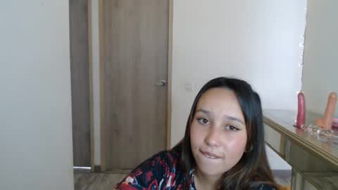 Snapshot of skarlet_adams chatting on 14, 1, 2025 Alice online show from 14, 1, 2025
