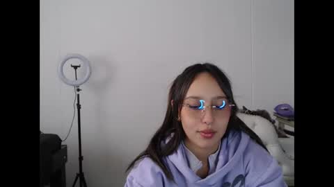 Snapshot of skarlet_adams chatting on 9, 3, 2025 Alice online show from 9, 3, 2025