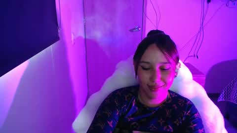 Snapshot of skarlet_adams chatting on 11, 9, 2025 Alice online show from 11, 9, 2025