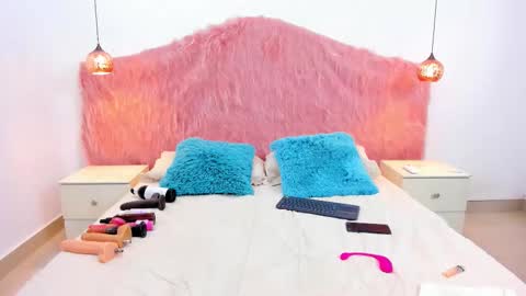 skarletruiz online show from 30, 9, 2025