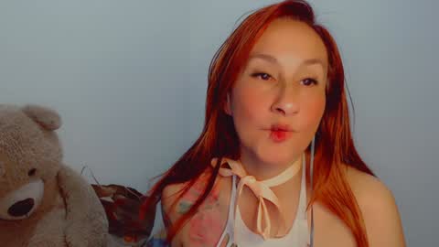 Snapshot of skarlett2072 chatting on 14, 1, 2025 Arlett online show from 14, 1, 2025