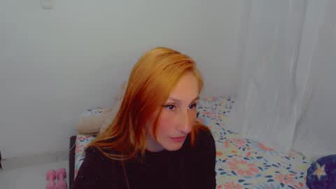 Snapshot of skarlett2072 chatting on 20, 11, 2025 Arlett online show from 20, 11, 2025