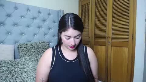 skarlett_36 online show from 22, 4, 2026
