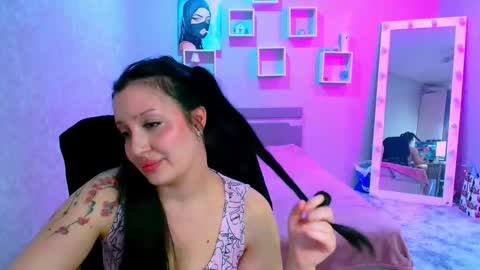 Skarlett Monliss online show from 18, 4, 2026