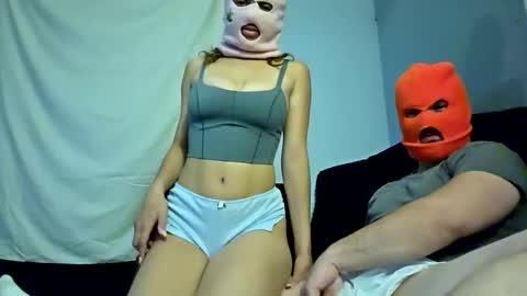 Snapshot of skimaskcouple89108 chatting on 11, 10, 2025 skimaskcouple89108 online show from 11, 10, 2025