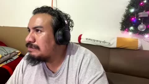 Elias online show from 5, 1, 2025