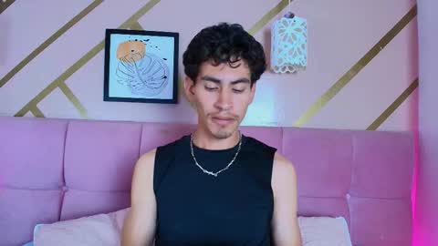 skinny jean  online show from 5, 3, 2026