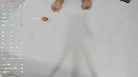 Snapshot of skinny_lilly chatting on 11, 1, 2025 lilly online show from 11, 1, 2025