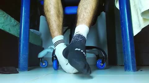 skinny marked online show from 17, 1, 2025