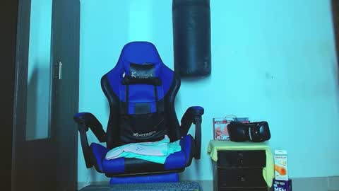 skinny marked online show from 27, 1, 2025