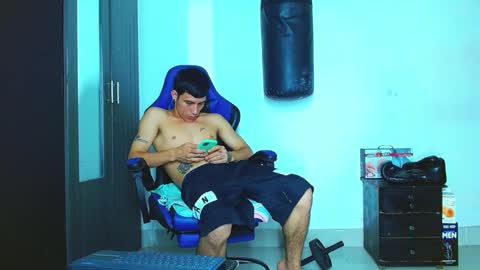 skinny marked online show from 1, 2, 2025