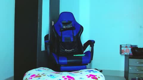 skinny marked online show from 6, 2, 2025