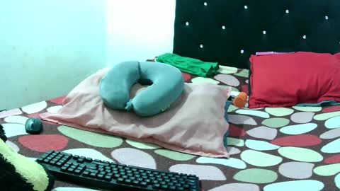 skinny_sexy666 online show from 3, 2, 2025