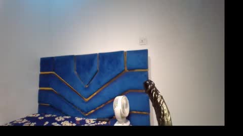 skinnyasssexyboobs online show from 1, 2, 2026