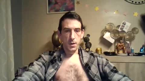 SkinnyBigCock2 online show from 19, 1, 2025