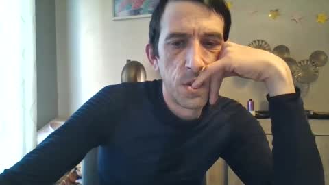 SkinnyBigCock2 online show from 18, 2, 2025