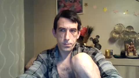 SkinnyBigCock2 online show from 23, 2, 2025