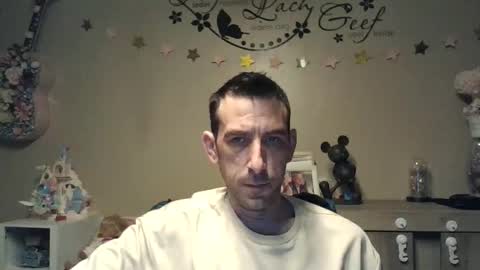 SkinnyBigCock2 online show from 15, 3, 2026