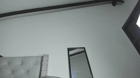 skinnydevil1 online show from 18, 2, 2026