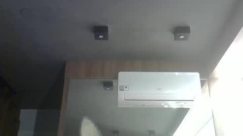 skinnykittencam online show from 20, 4, 2026