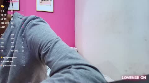 Karla  online show from 24, 1, 2025