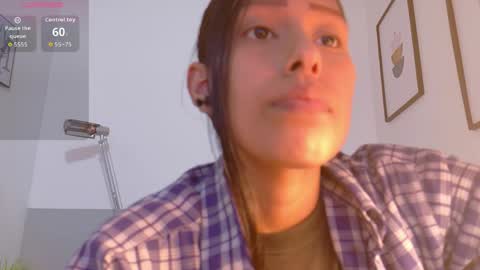 Snapshot of skinnyneighbour_ chatting on 5, 6, 2026 Karla online show from 5, 6, 2026