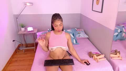 Snapshot of skinnysamantha chatting on 15, 5, 2026 SAMANTHA online show from 15, 5, 2026