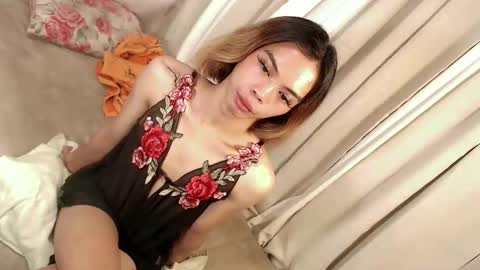 skinnytrans69 online show from 1, 5, 2026