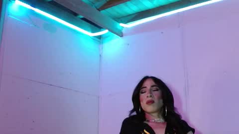 skulycataleya online show from 15, 3, 2026