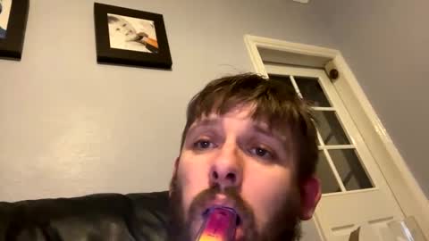 skuzzy25 online show from 28, 12, 2024