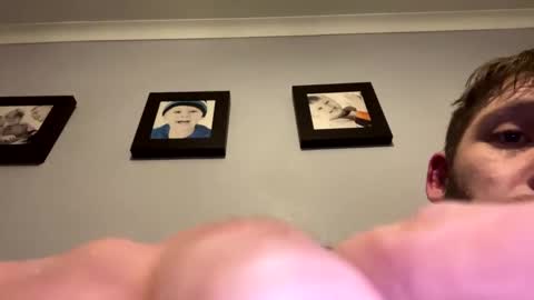 skuzzy25 online show from 31, 12, 2024