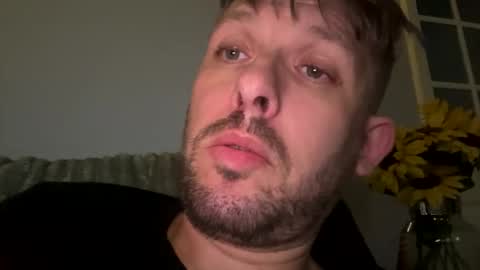 skuzzy25 online show from 31, 10, 2025