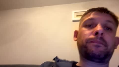 skuzzy25 online show from 19, 4, 2026