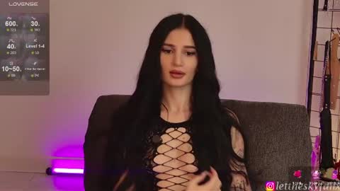 Eliza online show from 24, 6, 2026