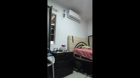 Snapshot of sky_dancer chatting on 11, 6, 2026 Reuben online show from 11, 6, 2026