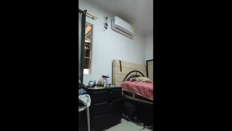 Snapshot of sky_dancer chatting on 12, 6, 2026 Reuben online show from 12, 6, 2026