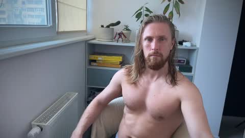 sky_guy25 online show from 2, 10, 2025