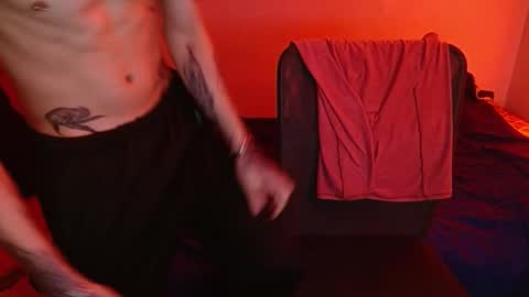 Snapshot of skykar chatting on 13, 2, 2025 reep online show from 13, 2, 2025