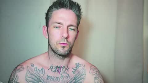 Snapshot of skylarrgrey chatting on 28, 5, 2026 SkylarGrey online show from 28, 5, 2026