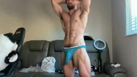 Skyler Flexes online show from 2, 12, 2025