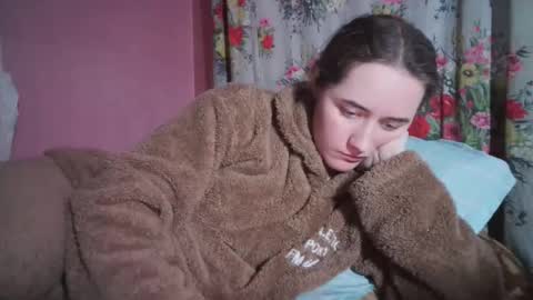 Snapshot of skyressie333 chatting on 12, 12, 2024 skyressie333 online show from 12, 12, 2024