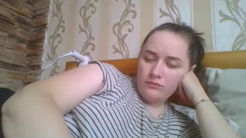 Snapshot of skyressie333 chatting on 15, 12, 2025 skyressie333 online show from 15, 12, 2025