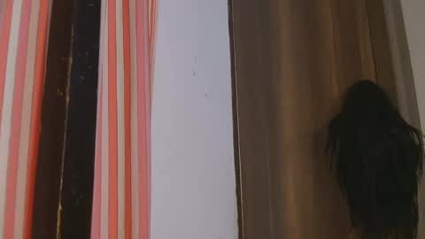 Bella online show from 2, 3, 2025