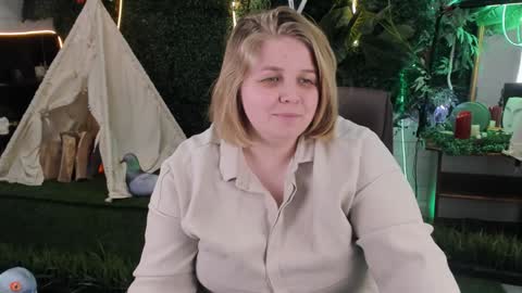 Snapshot of sladadeew chatting on 30, 1, 2025 Slada Deew online show from 30, 1, 2025