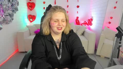 Snapshot of sladadeew chatting on 15, 2, 2025 Slada Deew online show from 15, 2, 2025