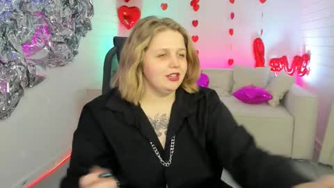 Snapshot of sladadeew chatting on 20, 2, 2025 Slada Deew online show from 20, 2, 2025