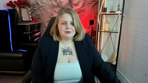 Snapshot of sladadeew chatting on 24, 2, 2025 Slada Deew online show from 24, 2, 2025