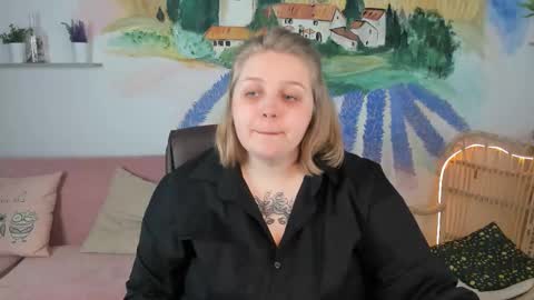 Snapshot of sladadeew chatting on 26, 2, 2025 Slada Deew online show from 26, 2, 2025