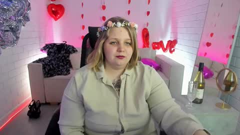 Snapshot of sladadeew chatting on 8, 3, 2025 Slada Deew online show from 8, 3, 2025