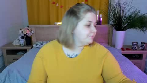 Snapshot of sladadeew chatting on 12, 3, 2025 Slada Deew online show from 12, 3, 2025